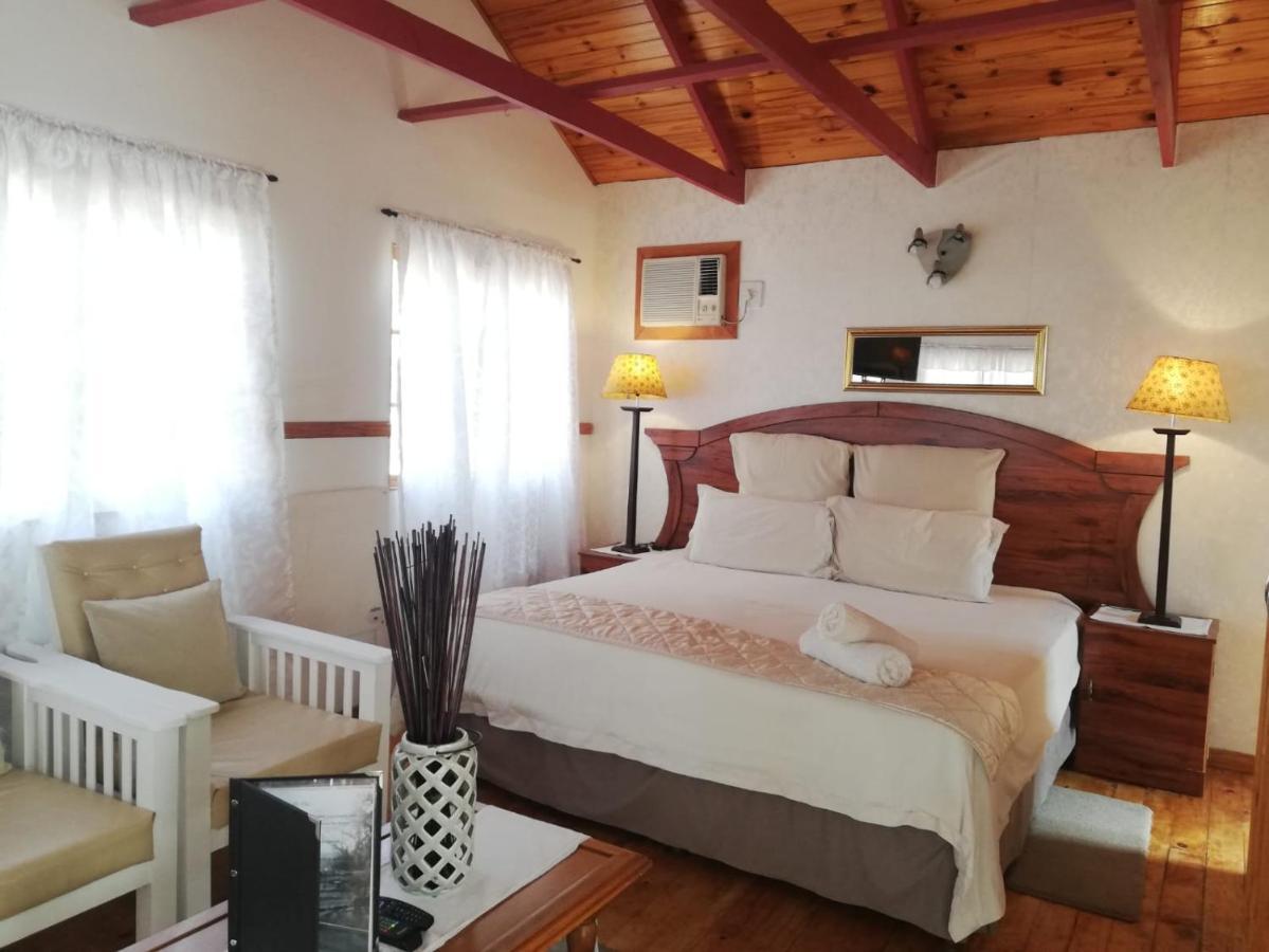 Acacia Bush Lodge Pietermaritzburg Esterno foto