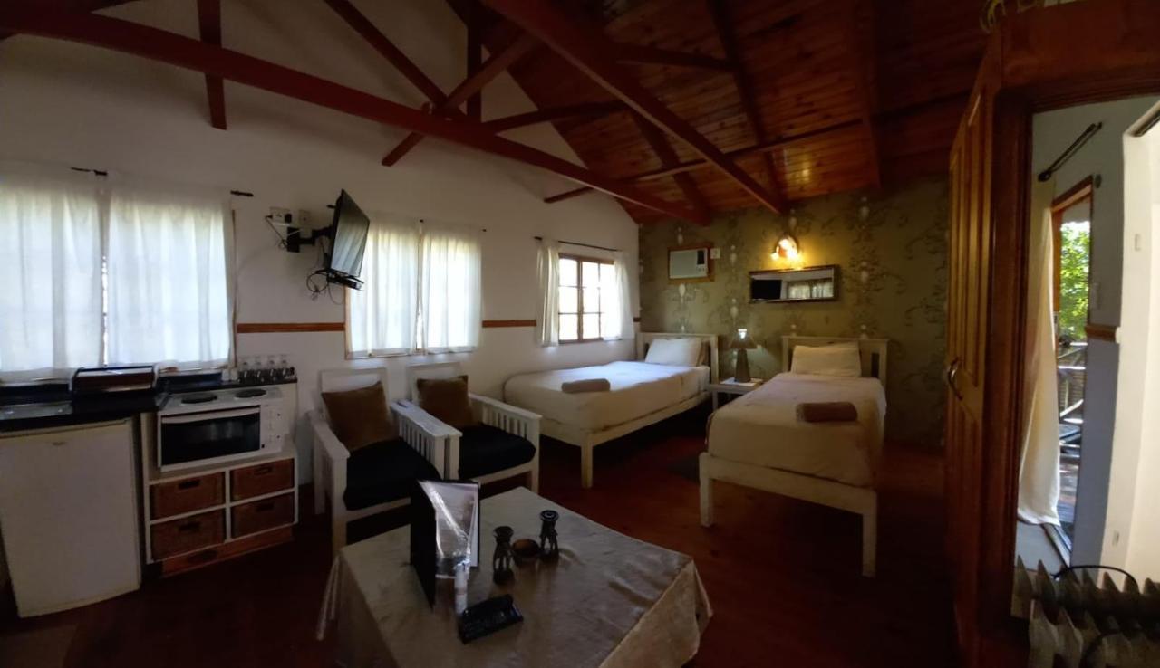 Acacia Bush Lodge Pietermaritzburg Esterno foto
