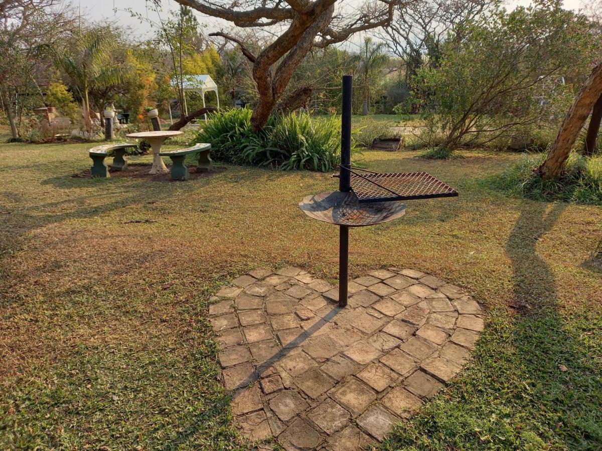 Acacia Bush Lodge Pietermaritzburg Esterno foto