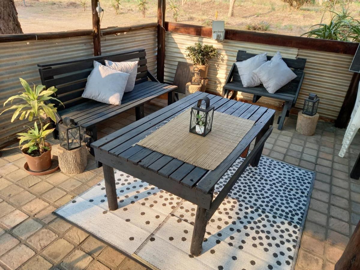 Acacia Bush Lodge Pietermaritzburg Esterno foto