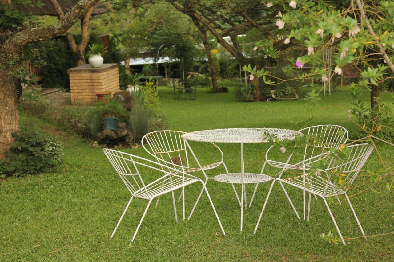 Acacia Bush Lodge Pietermaritzburg Esterno foto